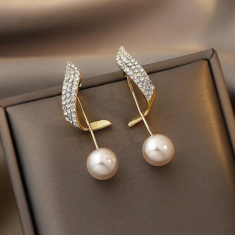 Infinionly Crystal Erin Pearl Drop Earrings