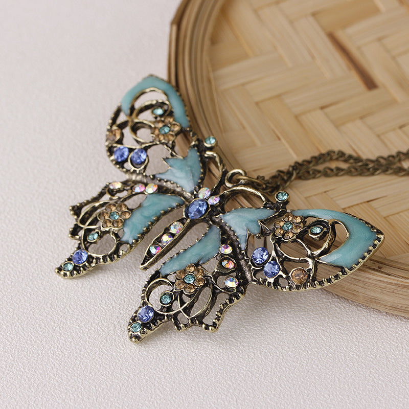 Infinionly Gorgeous Butterfly Necklace