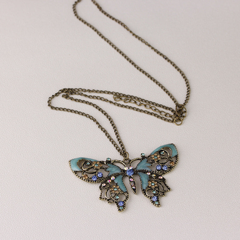 Infinionly Gorgeous Butterfly Necklace