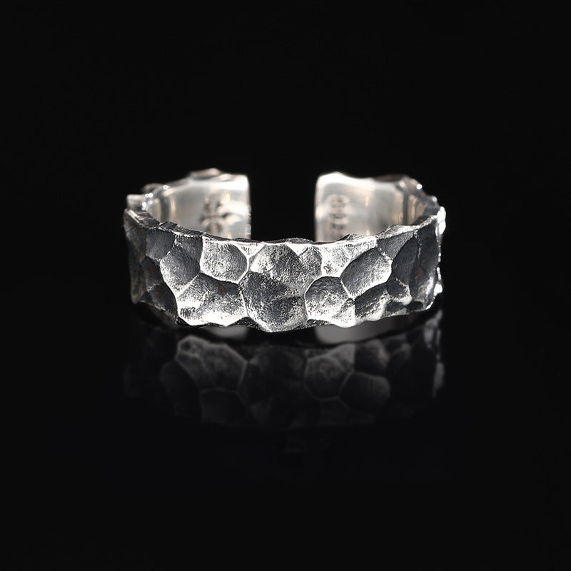 Worldwide Free Shipping Twists and Turns Ring