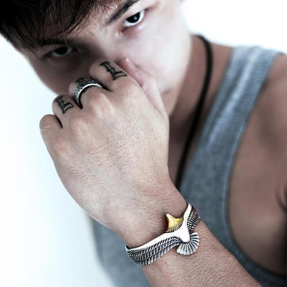 Infinionly Energy Style Bracelet