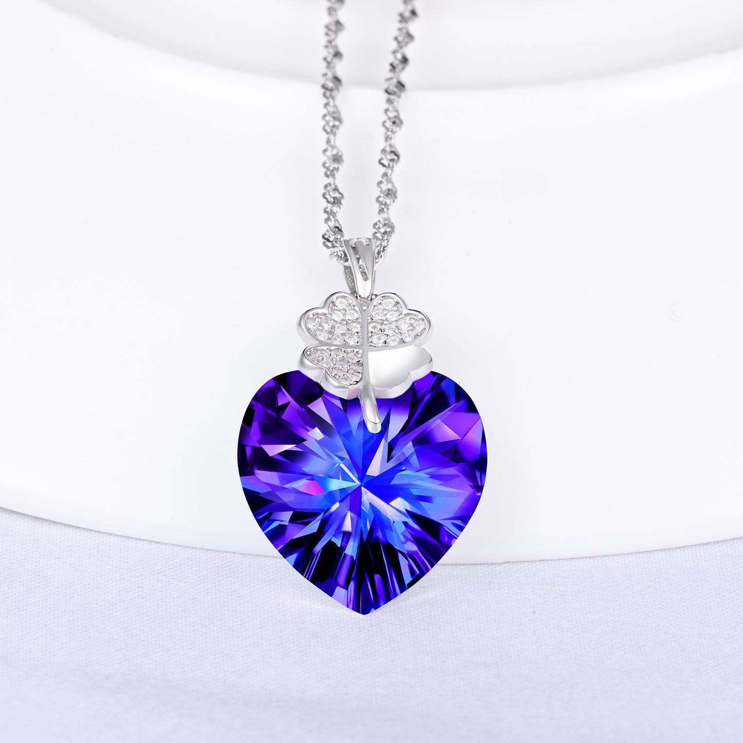Zircon Clover Crystal Heart Necklace