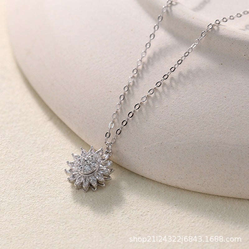 Infinionly Super Sparkling Sun Spinning Necklace
