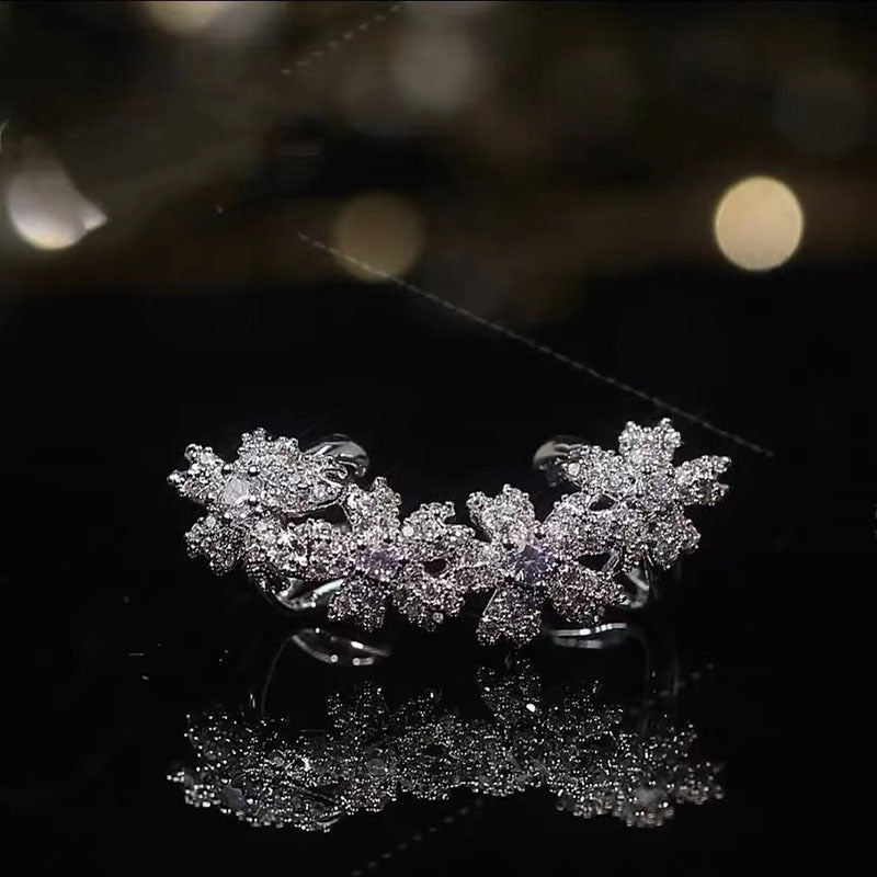 Infinionlyy Zircon Flower Ear Bone Clamp