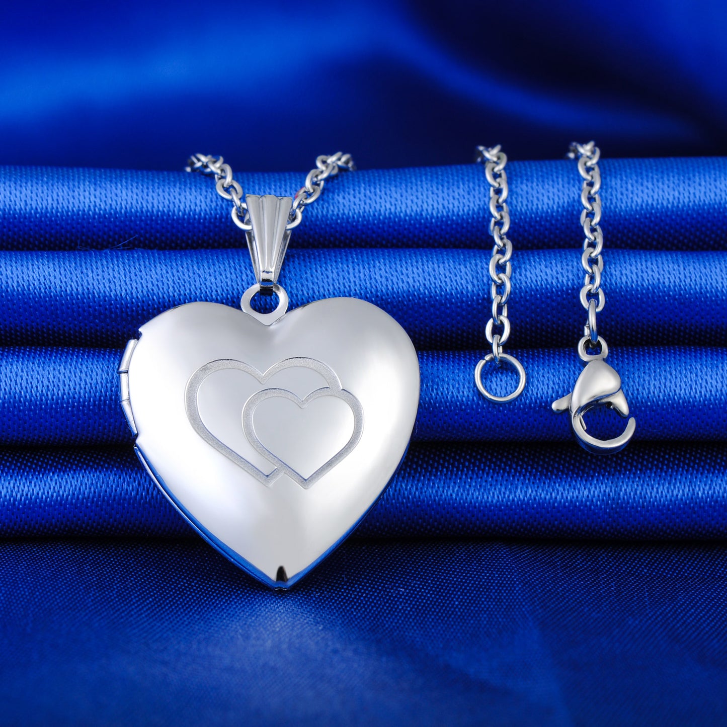 Infinionly Two Heart Photo Locket Necklace