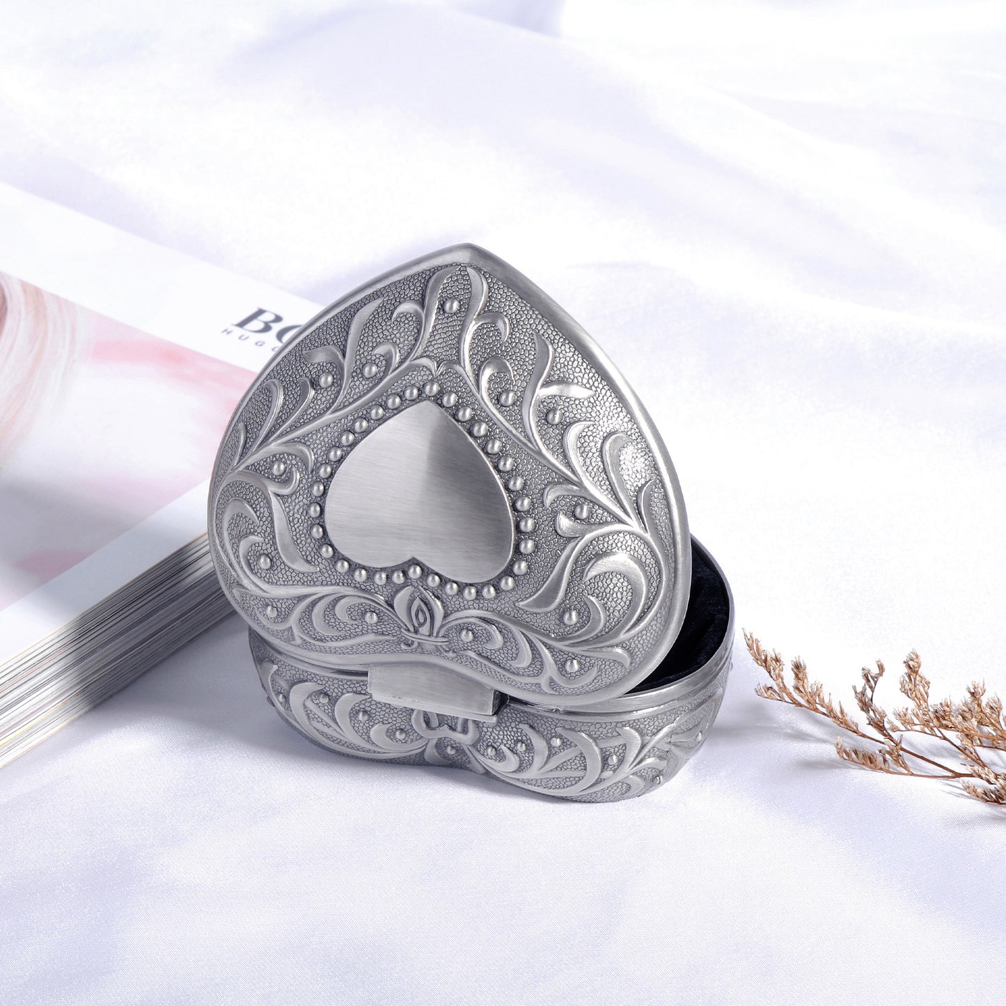 Classical European Style Love Jewelry Box